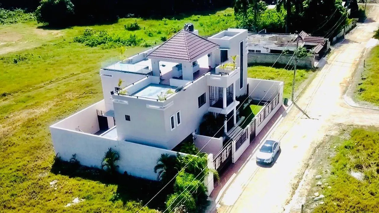 Villa Lara location